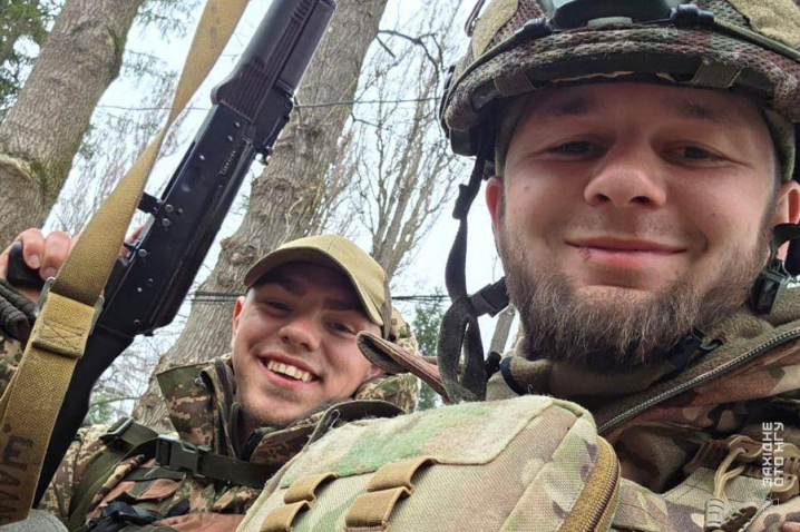 «Закалка – це головне!» Чернівецький гвардієць на псевдо Бурий про війну, стійкість, поранення і майбутнє «Закалка – це головне!» Чернівецький гвардієць на псевдо Бурий про війну, стійкість, поранення і майбутнє