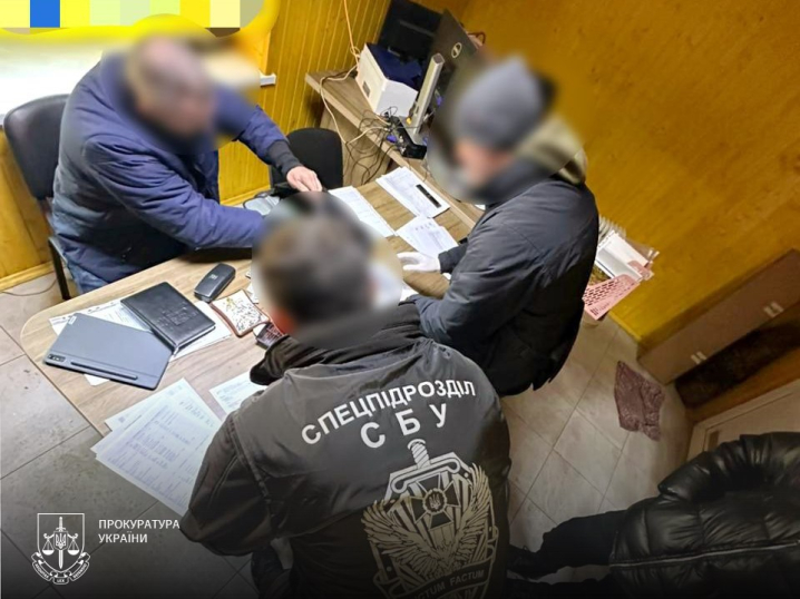 300 тис. грн “відкату” з державної виплати захисника: на Буковині викрили командира військової частини