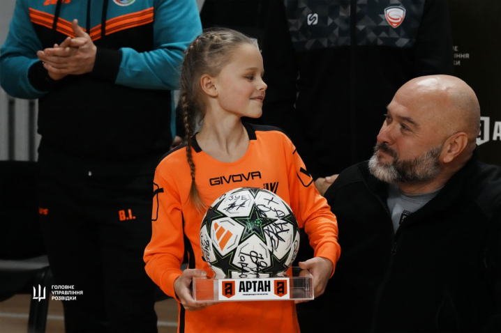 На честь “Соніка”: у Чернівцях провели футбольний турнір на підтримку бійця ГУР