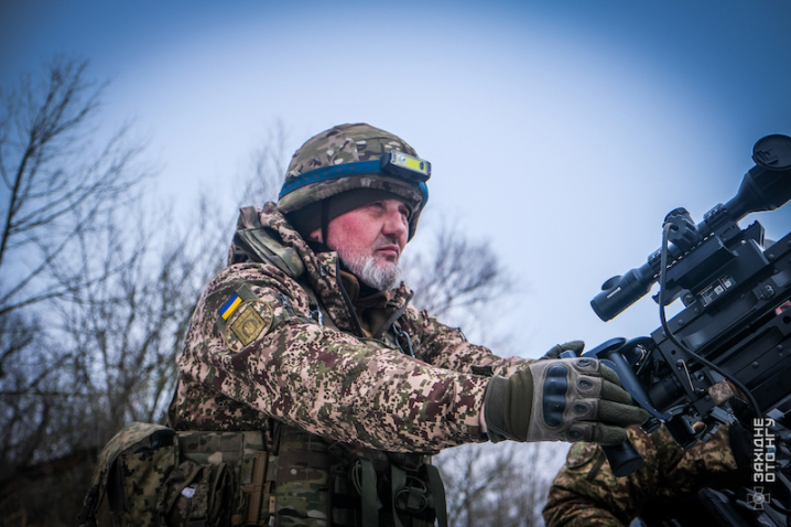 З кулеметом проти піхоти і дронів. Історія піхотинця, який став мисливцем на дрони