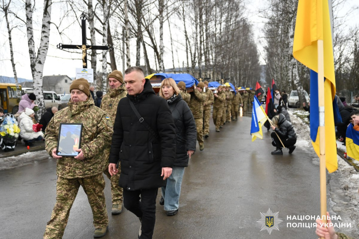 У Чернівцях попрощалися із сімома невідомими Героями України
