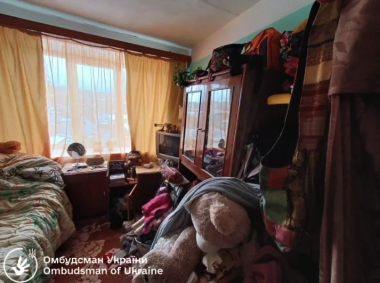 У Кіцмані багатодітна сім'я, яка через війну залишила дім, платить 9000 грн за холодний гуртожиток