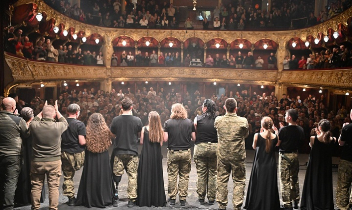 У Чернівцях Театр Ветеранів зіграв виставу "Енеїда": стартував всеукраїнський тур