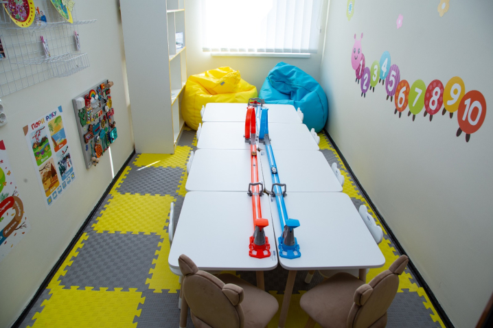 У Заставні та Хотині відкрили простори для дітей, які постраждали від війни