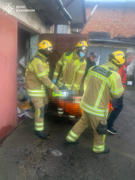 На Буковині за добу трапилося 12 пожеж