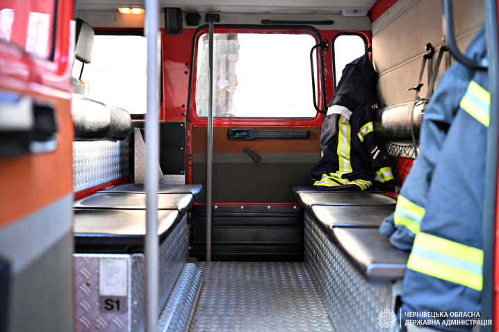 Брусницькій громаді передали пожежний автомобіль від партнерів з Німеччини 