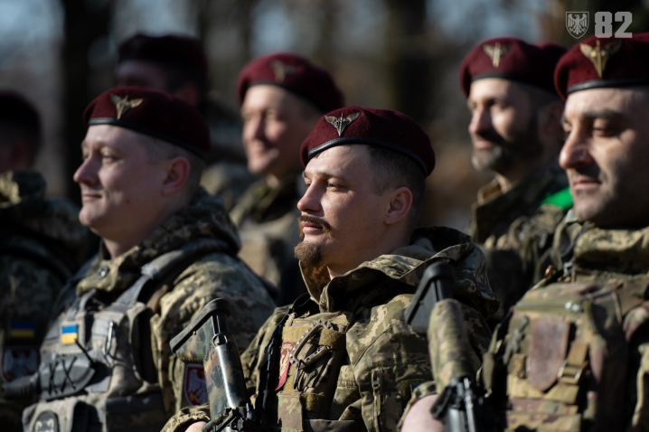Десантників 82-ї Буковинської бригади відзначили за професіоналізм і бойові заслуги