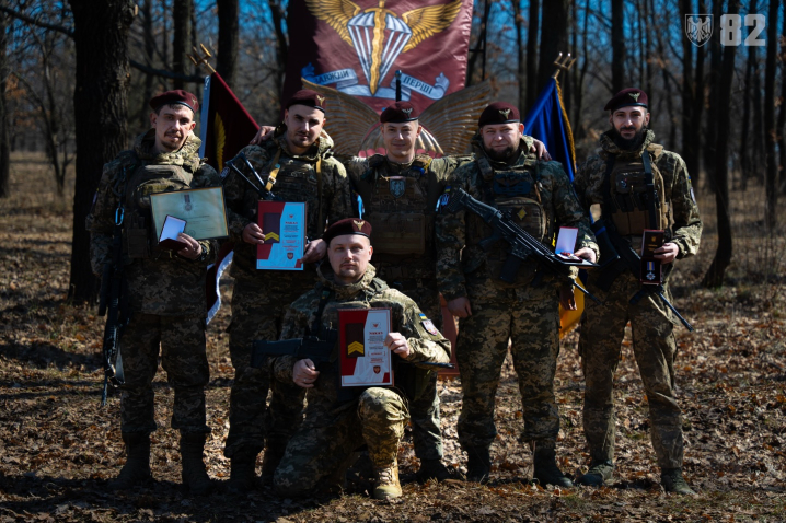 Десантників 82-ї Буковинської бригади відзначили за професіоналізм і бойові заслуги