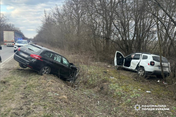 На Буковині за добу сталися 2 ДТП, в яких зазнали травм четверо людей