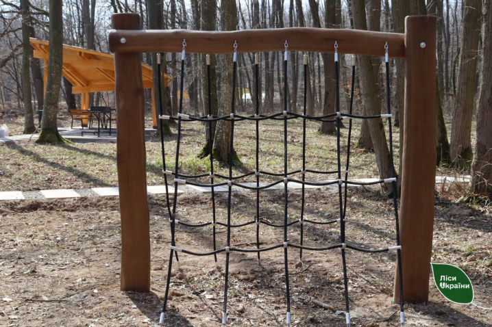 У лісах Буковини облаштували три нові зони відпочинку У лісах Буковини облаштували три нові зони відпочинку