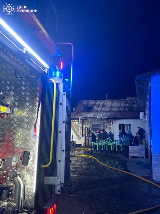 У Недобоївцях горів житловий будинок