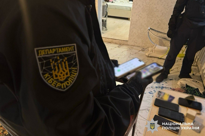 Обіцяла повернути коханого за 300 тис. грн: на Буковині ворожка ошукала 24-річну жінку Обіцяла повернути коханого за 300 тис. грн: на Буковині ворожка ошукала 24-річну жінку