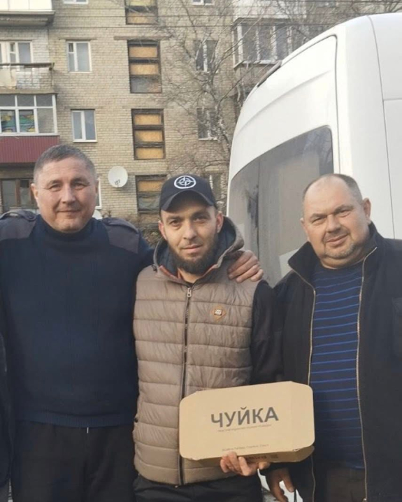 Волонтери із Недобоївської громади доправили на схід України автомобіль для земляка Волонтери із Недобоївської громади доправили на схід України автомобіль для земляка