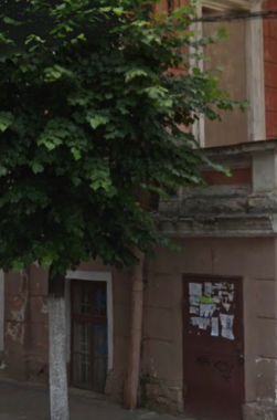 Ціна байдужості: у Чернівцях руйнується пам'ятка архітектури через відсутність ринви