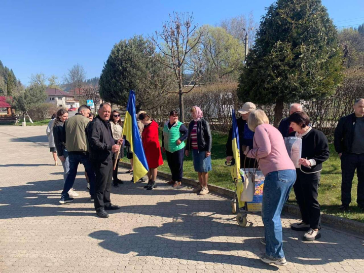 На Буковині волонтер з інвалідністю Валерій Монарха вшосте розпочав марафон, аби зібрати гроші для ЗСУ 