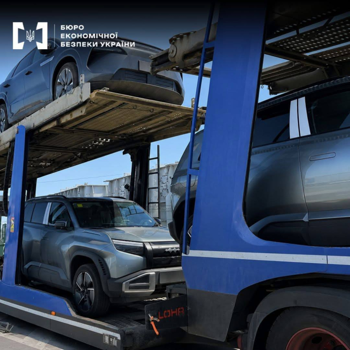 На Буковині виявили контрабанду електрокарів на кордоні з Румунією
