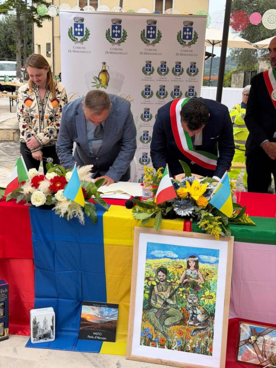 Сокирянська громада підписала Меморандум про партнерство з італійським муніципалітетом Міссанелло Сокирянська громада підписала Меморандум про партнерство з італійським муніципалітетом Міссанелло