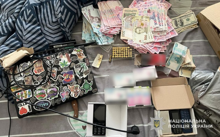 В Тернополі у вбиральні ТЦК застрелився 46-річний чоловік: деталі від поліції В Тернополі у вбиральні ТЦК застрелився 46-річний чоловік: деталі від поліції