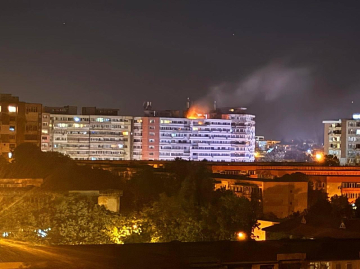 Російський дрон врізався в багатоповерхівку в Румунії, виникла пожежа, є потерпілі