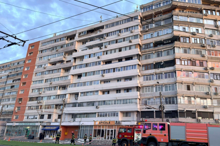 Російський дрон врізався в багатоповерхівку в Румунії, виникла пожежа, є потерпілі