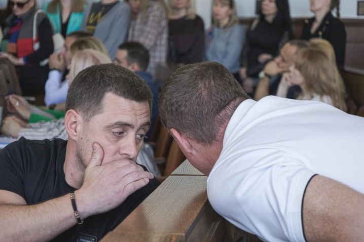 Фоторепортаж із травневого засідання сесії Чернівецької міської ради Фоторепортаж із травневого засідання сесії Чернівецької міської ради