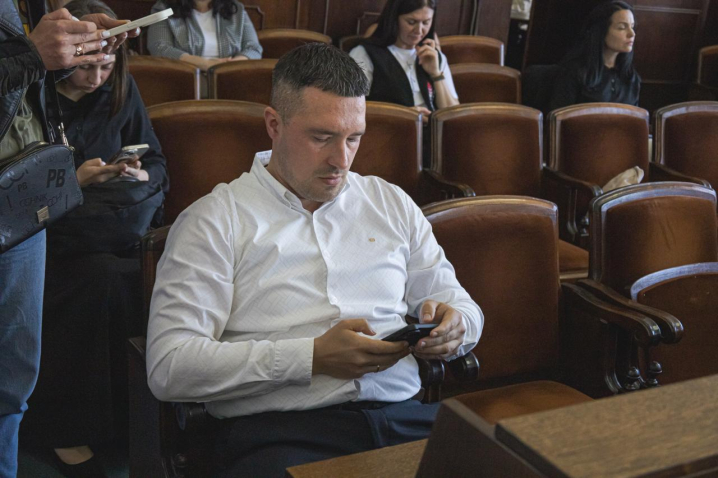 Фоторепортаж із травневого засідання сесії Чернівецької міської ради Фоторепортаж із травневого засідання сесії Чернівецької міської ради