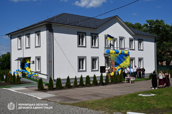 У селі Вікно на Буковині відкрили будинок тимчасового проживання для ВПО