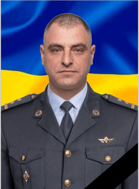 Чернівці провели в останній шлях підполковника Андрія Рємізова Чернівці провели в останній шлях підполковника Андрія Рємізова