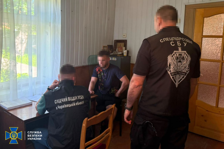 Посадовці лісгоспу на Буковині організували 22-мільйонну злочинну схему продажу дров