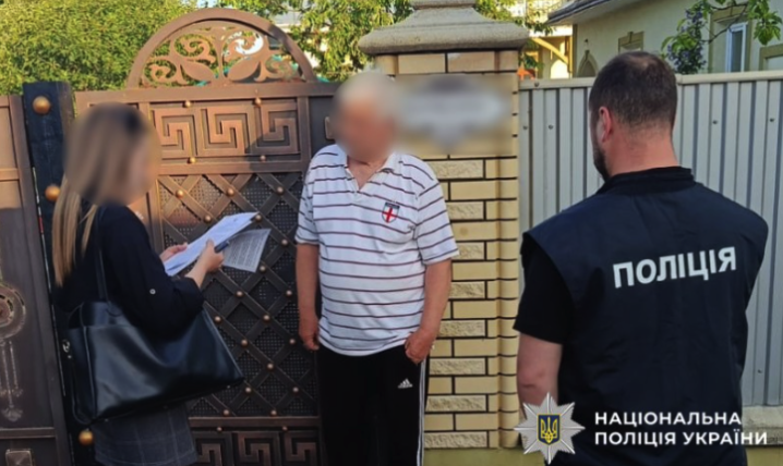 1, 3 мільйони збитків на ремонтах шкіл і садочків: на Буковині трьом посадовцям повідомили про підозру 1, 3 мільйони збитків на ремонтах шкіл і садочків: на Буковині трьом посадовцям повідомили про підозру