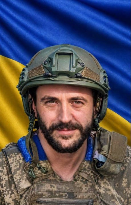 Сьогодні у Чернівцях поховали Олександра Бурковського, який загинув на війні з окупантами
