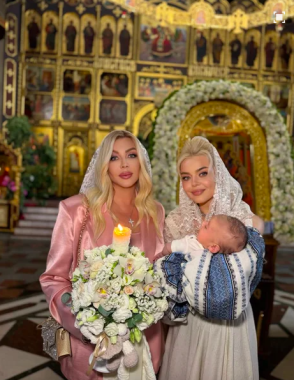 Аліна Гросу похрестила первістка. Хрещеною мамою малюка стала Ірина Білик
