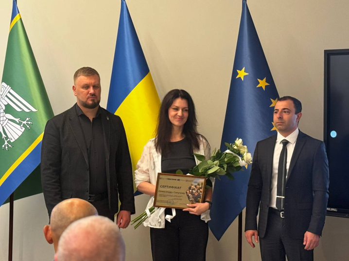 У Чернівцях вручили сертифікати на житло ветеранам та членам родин полеглих Героїв