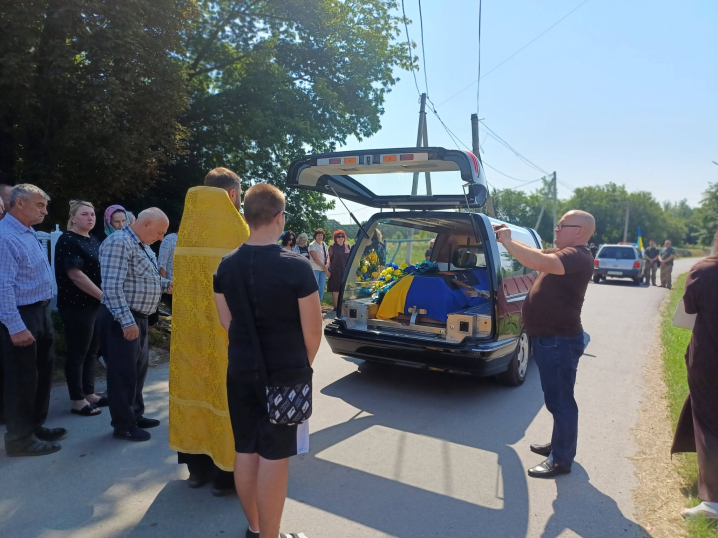 Загинув у 2024 році: на Буковину повернувся на щиті військовий Костянтин Грекул Загинув у 2024 році: на Буковину повернувся на щиті військовий Костянтин Грекул