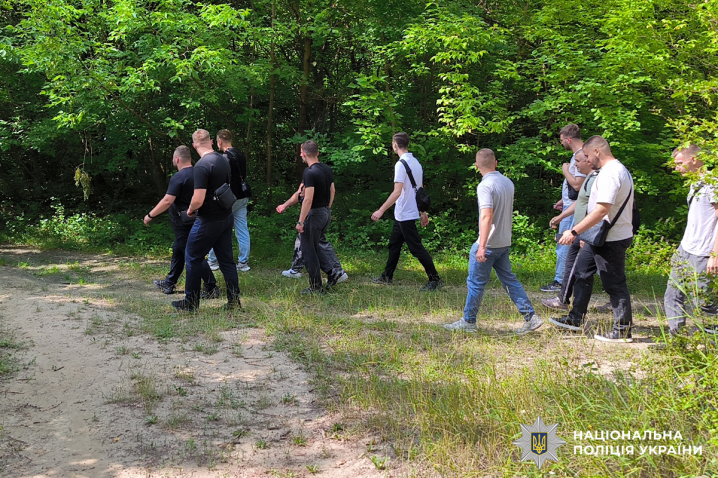 У Чернівцях продовжують пошуки 8-річного Ігоря Лопанчука У Чернівцях продовжують пошуки 8-річного Ігоря Лопанчука