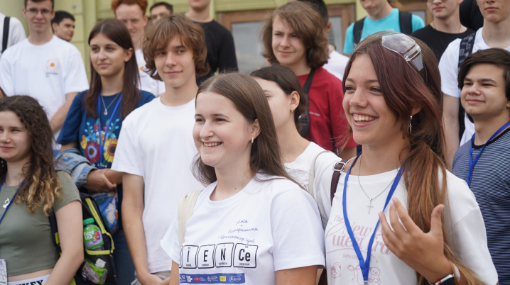У Чернівцях 45 школярів з усієї України занурилися в практичну хімію за підтримки KSE Foundation