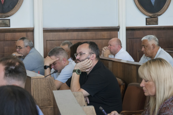 Фоторепортаж з чергової сесії Чернівецької міської ради