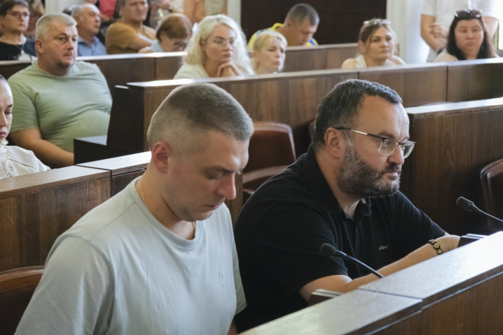 Фоторепортаж з чергової сесії Чернівецької міської ради