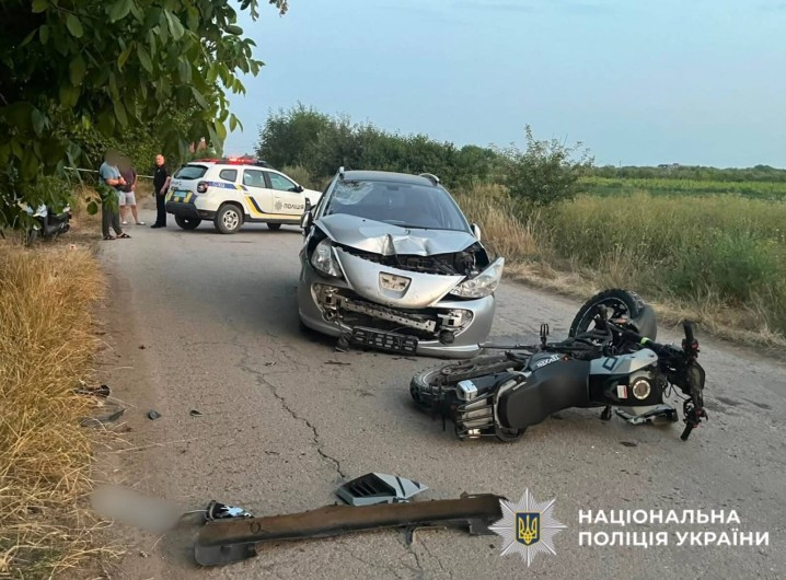 Троє потерпілих: на Буковині сталися дві ДТП за участю мотоциклістів Троє потерпілих: на Буковині сталися дві ДТП за участю мотоциклістів
