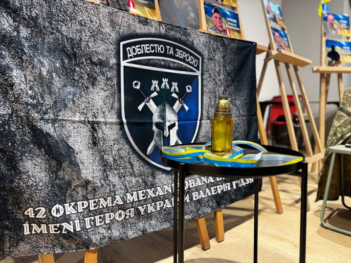 У Чернівцях 20 родинам загиблих бійців вручили посмертні нагороди