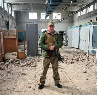 Прикордонник із Чернівців знищував ворожу колону з дрона та тепер навчає операторів БПЛА