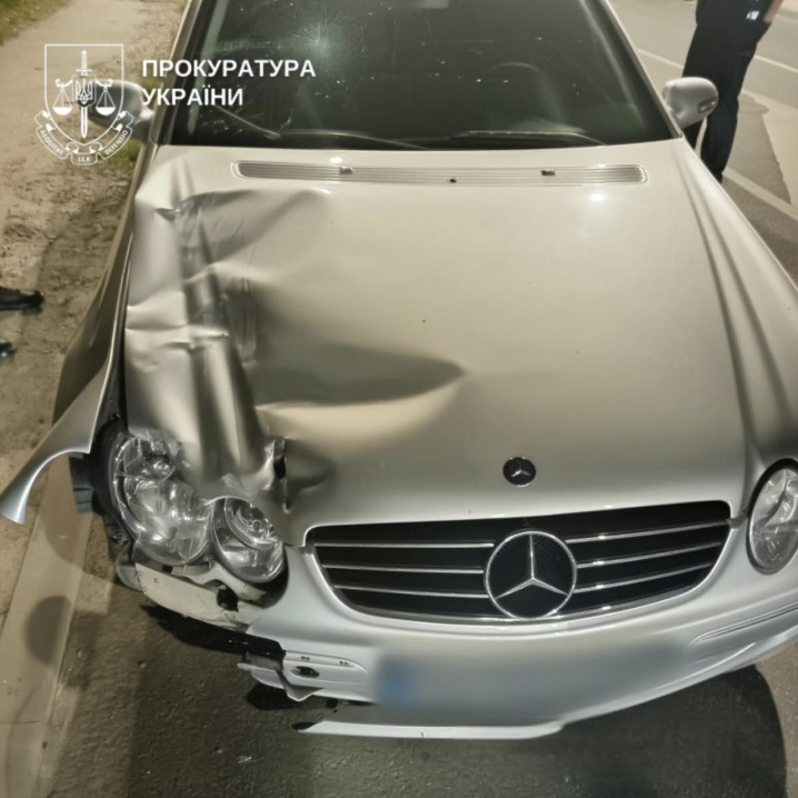 Водія Mercedes, після ДТП з яким загинув 16-річний хлопець, взяли під варту без застави Водія Mercedes, після ДТП з яким загинув 16-річний хлопець, взяли під варту без застави