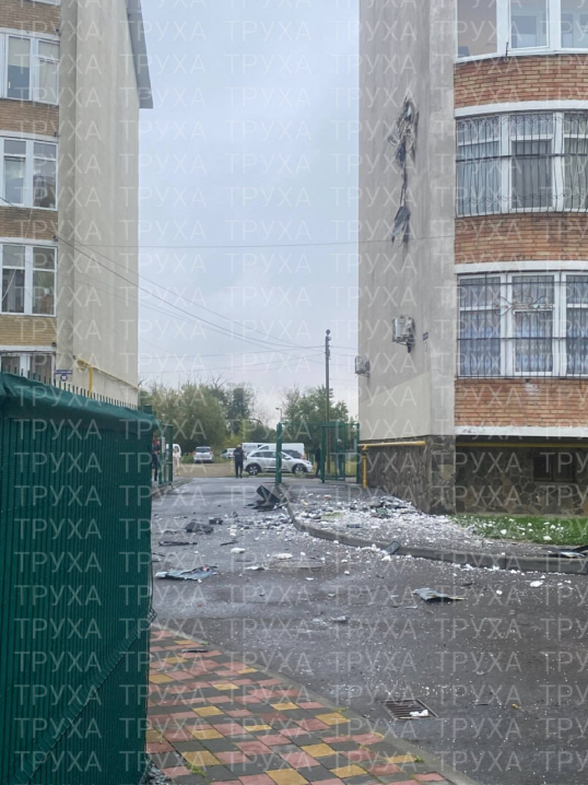 РФ атакувала сусідні з Чернівцями міста: вибухи гриміли у Тернополі, Франківську, Хмельницькому РФ атакувала сусідні з Чернівцями міста: вибухи гриміли у Тернополі, Франківську, Хмельницькому