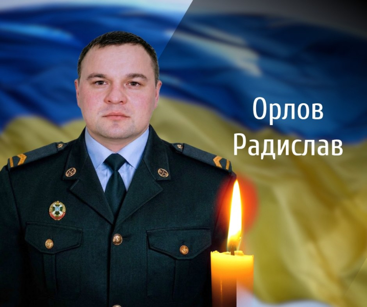 Буковина з болем прощається з п'ятьма Героями, які поклали життя за Україну Буковина з болем прощається з п'ятьма Героями, які поклали життя за Україну