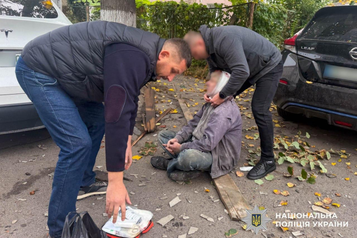 25 постраждалих і троє на обстеженні: подробиці ранкового удару по університеті у Рівному 25 постраждалих і троє на обстеженні: подробиці ранкового удару по університеті у Рівному