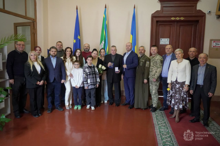 Івану Холоменюку посмертно присвоїли звання Почесного громадянина Буковини Івану Холоменюку посмертно присвоїли звання Почесного громадянина Буковини
