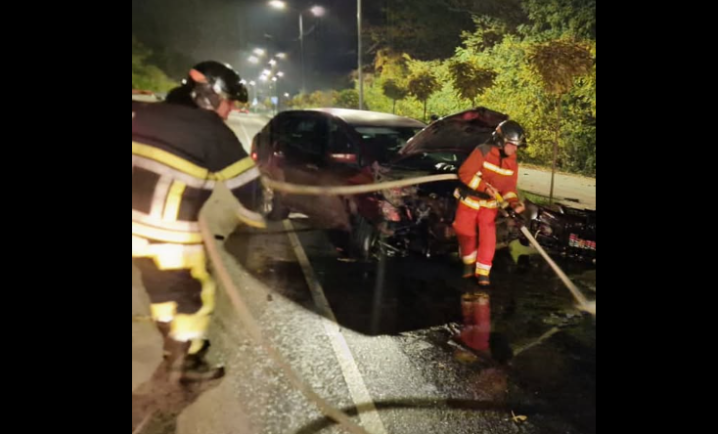 На Буковині горів великий житловий будинок та авто у гаражі На Буковині горів великий житловий будинок та авто у гаражі