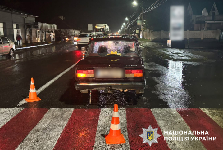 У Чернівцях та області сталося чотири серйозних ДТП: травмовані у лікарні У Чернівцях та області сталося чотири серйозних ДТП: травмовані у лікарні