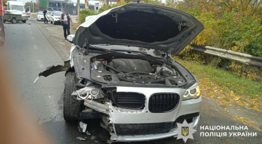 У Лужанах зіткнулися «ВАЗ» та «BMW», постраждав один водіїв