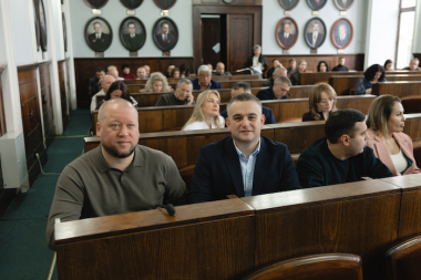 Фоторепортаж із 84-ї сесії Чернівецької міської ради